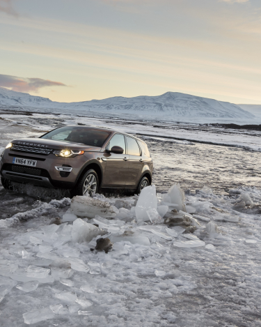 Land-Rover-Discovery-Sport-in-Iceland-Media-Drive-64