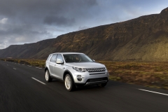 Land-Rover-Discovery-Sport-in-Iceland-Indus-Silver-11