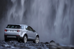 Land-Rover-Discovery-Sport-in-Iceland-Indus-Silver-9