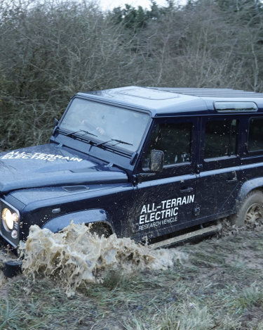Land-Rover-Electric-Defender-15