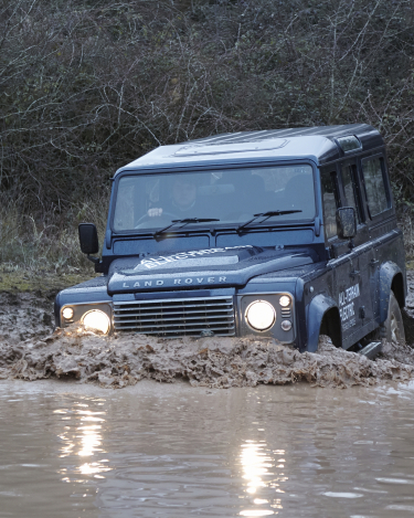 Land-Rover-Electric-Defender-17