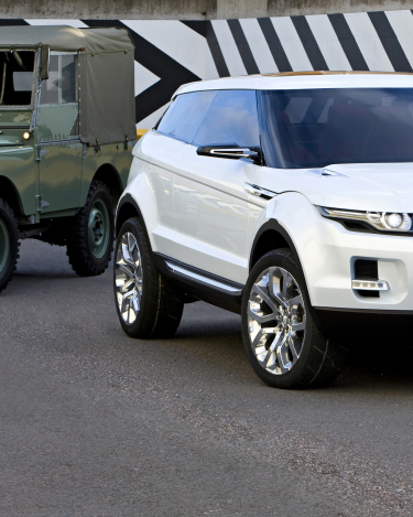 Land-Rovers-1