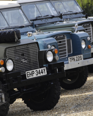 Land-Rovers-17