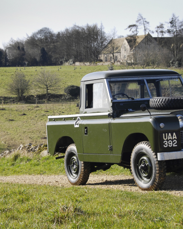 Land-Rovers-30