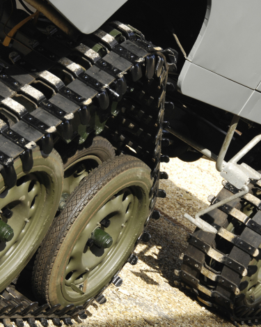 Land-Rovers-59