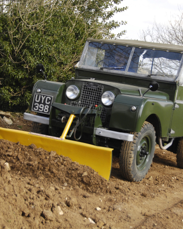 Land-Rovers-64