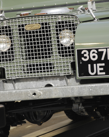 Land-Rovers-69