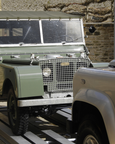 Land-Rovers-9