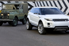 Land-Rovers-1