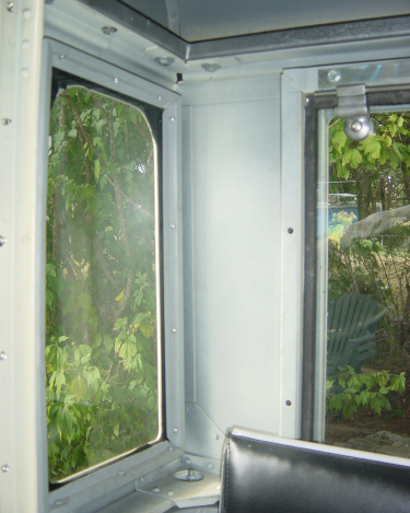 Land-Rover-Interior-2007-10-04-Acetone-Dynamat-17