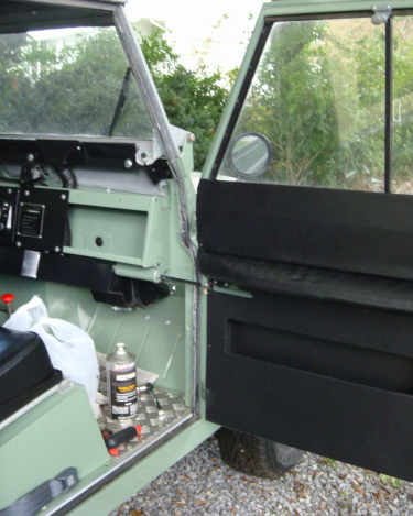 Land-Rover-Interior-067