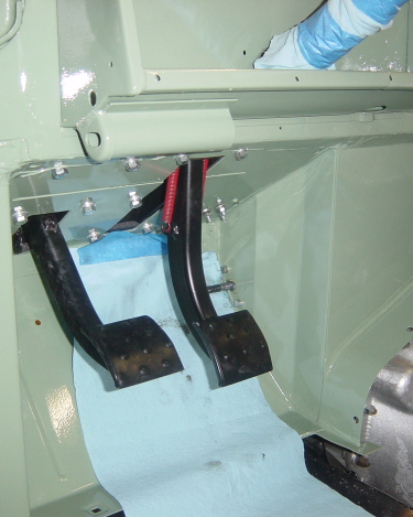 Land-Rover-Series-IIA-Body-Work-10