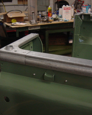 Land-Rover-Series-IIA-Day-100-Galvanized-Trim-Installed-3