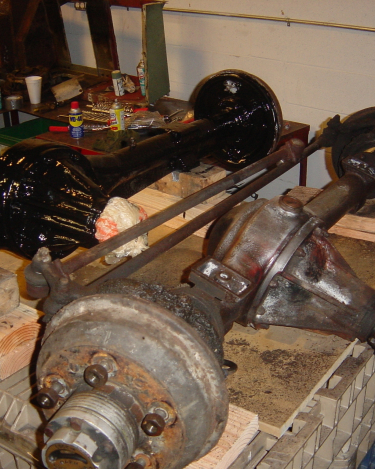 Land-Rover-Series-IIA-Day-14-Read-Diffs-Painted-013