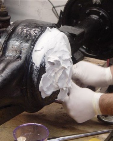 Land-Rover-Series-IIA-Day-15-Rear-Diff-Patched-2