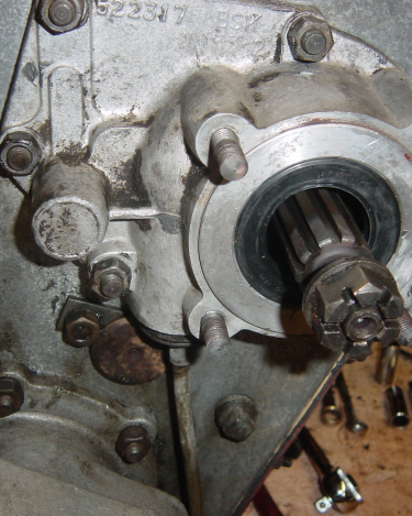 Land-Rover-Series-IIA-Day-18-Transmission-Misc-Cleanup-POR-003