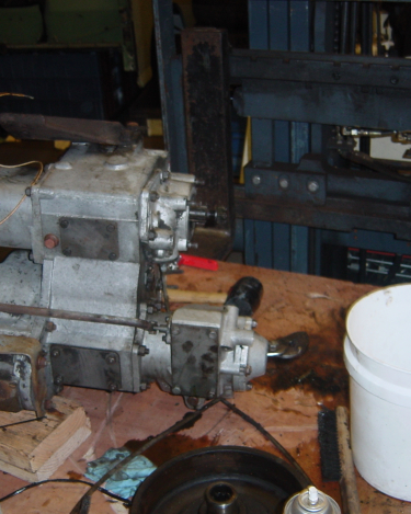 Land-Rover-Series-IIA-Day-18-Transmission-Misc-Cleanup-POR-004