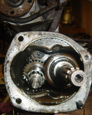 Land-Rover-Series-IIA-Day-18-Transmission-Misc-Cleanup-POR-008