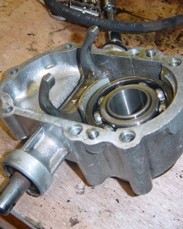 Land-Rover-Series-IIA-Day-18-Transmission-Misc-Cleanup-POR-017