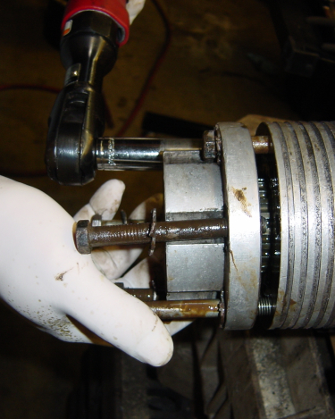 Land-Rover-Series-IIA-Day-20-Swivel-Mod-Dismantle-012