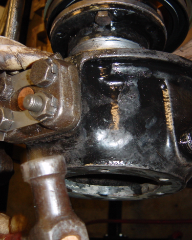 Land-Rover-Series-IIA-Day-22-Springs-on-Engine-In-016