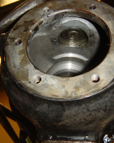 Land-Rover-Series-IIA-Day-22-Springs-on-Engine-In-020