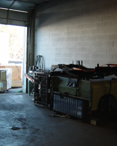 Land-Rover-Series-IIA-Day-22-Springs-on-Engine-In-030