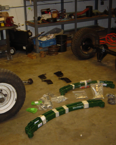 Land-Rover-Series-IIA-Day-22-Springs-on-Engine-In-036