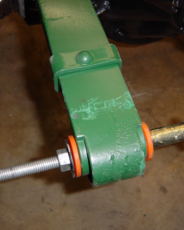 Land-Rover-Series-IIA-Day-22-Springs-on-Engine-In-041