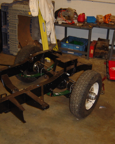 Land-Rover-Series-IIA-Day-22-Springs-on-Engine-In-049