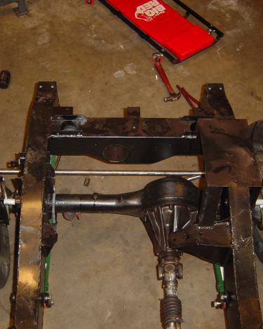 Land-Rover-Series-IIA-Day-22-Springs-on-Engine-In-051