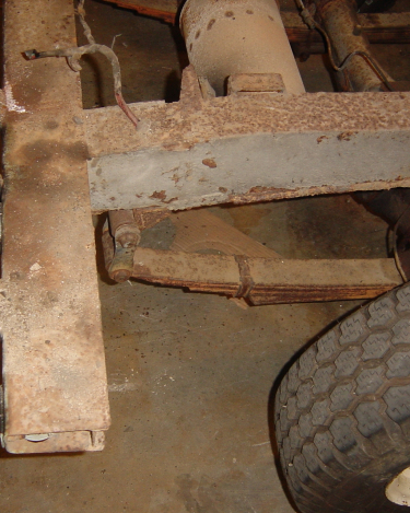 Land-Rover-Series-IIA-Day-4-DS-Wing-Removal-002