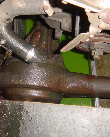 Land-Rover-Series-IIA-Day-5-PS-Wing-Removal-Heater-Steer-012