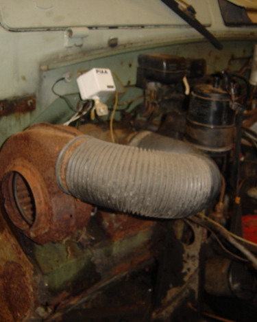 Land-Rover-Series-IIA-Day-5-PS-Wing-Removal-Heater-Steer-019