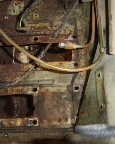 Land-Rover-Series-IIA-Day-5-PS-Wing-Removal-Heater-Steer-022