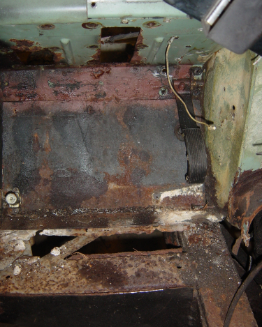 Land-Rover-Series-IIA-Day-5-PS-Wing-Removal-Heater-Steer-023