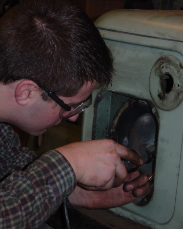 Land-Rover-Series-IIA-Day-50-Body-clean-up-Misc-32