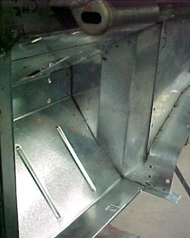 Land-Rover-Series-IIA-Day-52-Bulkhead-First-Look-5