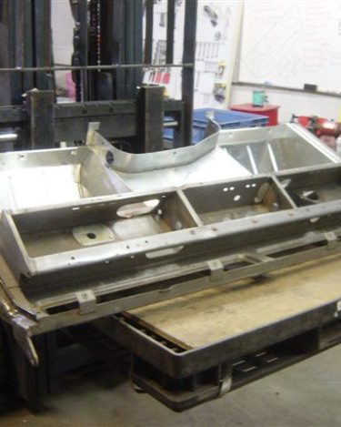 Land-Rover-Series-IIA-Day-52-Bulkhead-First-Look-6