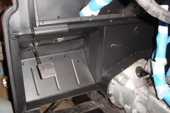 Land-Rover-Series-IIA-Day-53-Carb-Rebuilt-Bulkhead-Installed-31