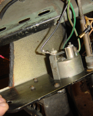 Land-Rover-Series-IIA-Day-6-Dash-wiring-Bulkhead-Removal-006