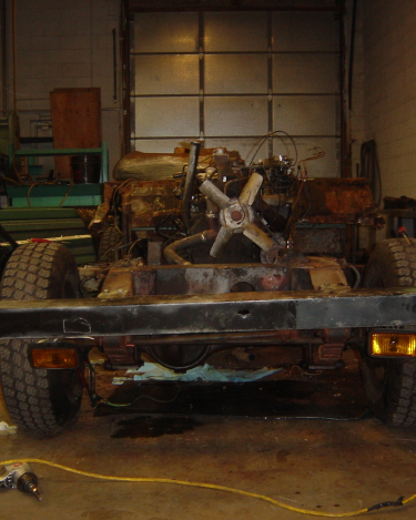 Land-Rover-Series-IIA-Day-6-Dash-wiring-Bulkhead-Removal-042