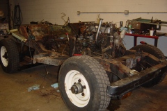 Land-Rover-Series-IIA-Day-6-Dash-wiring-Bulkhead-Removal-043