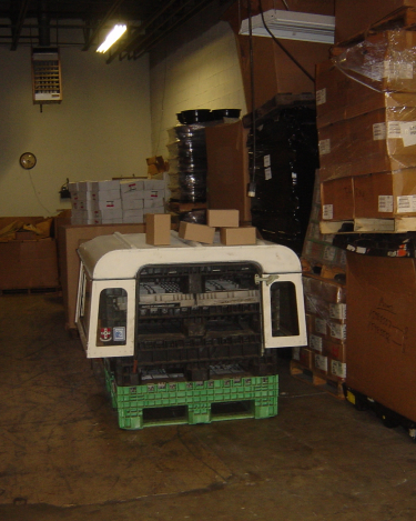 Land-Rover-Series-IIA-Day-7-Warehouse-Setup-002