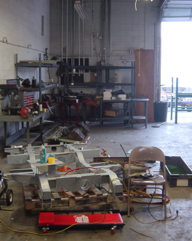 Land-Rover-Series-IIA-Day-7-Warehouse-Setup-007