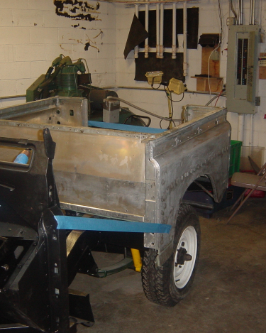 Land-Rover-Series-IIA-Day-70-Body-Work-Rebuild-10