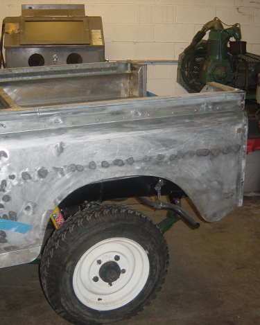 Land-Rover-Series-IIA-Day-72-Body-Work-7