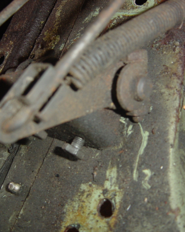 Land-Rover-Series-IIA-Day-8-Chassis-Powerwash-Bulkhead-Misc-015