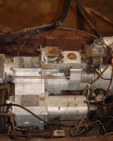 Land-Rover-Series-IIA-Day-8-Chassis-Powerwash-Bulkhead-Misc-023