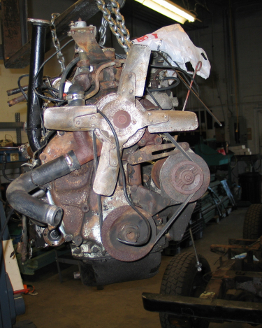 Land-Rover-Series-IIA-Day-9-Engine-Out-31